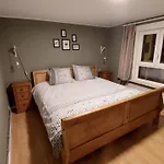 Au Coquelicot : Cosy Pour 8 Pers. Avec Jardin Casa de Férias *