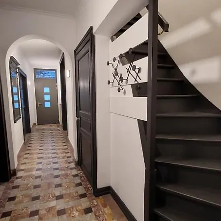 Au Coquelicot : Cosy Pour 8 Pers. Avec Jardin Ath