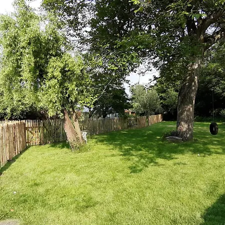 Au Coquelicot : Cosy Pour 8 Pers. Avec Jardin Holiday home Ath